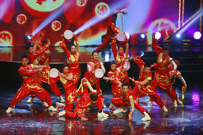 跨越千里，情系津门——“我从平凉来”创意推介晚会津门绽放记